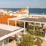 Alfama Retreat 4br With Breathtaking River Views Appartement Lisboa