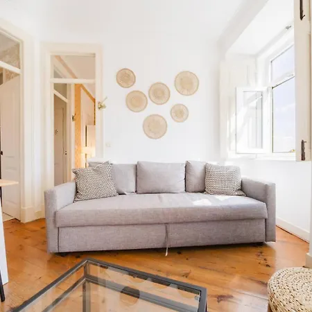 Alfama 4Br Retreat With River Views Wac *