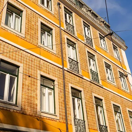 Alfama 4Br Retreat With River Views Wac
